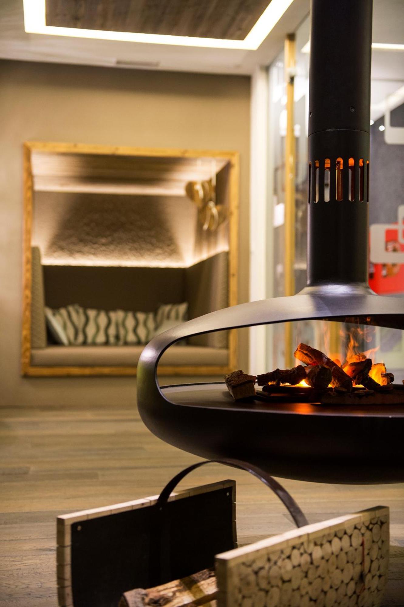 Hotel Cosmea 4 Stars - Your Dolomites Experience Ortisei Exterior foto